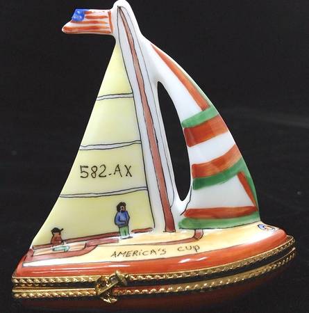 PEINT MAIN LIMOGES BOX America's Cup-Sailboat - Nb643, No Box
