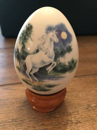 Unicorn Egg Moonlight Scene - No Box