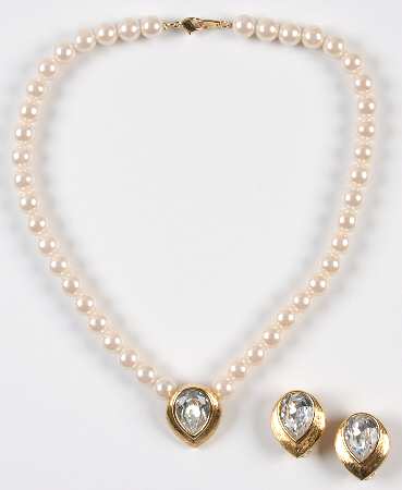 Princess House Jewelry Austrian Necklace & Clip Earrings - No Box