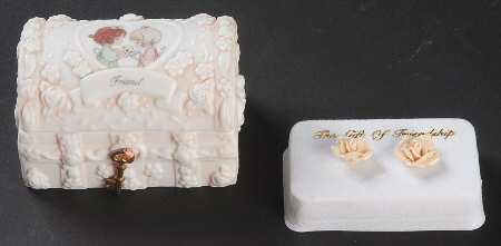 Precious Moments Hopechest-Mini Friend - Boxed