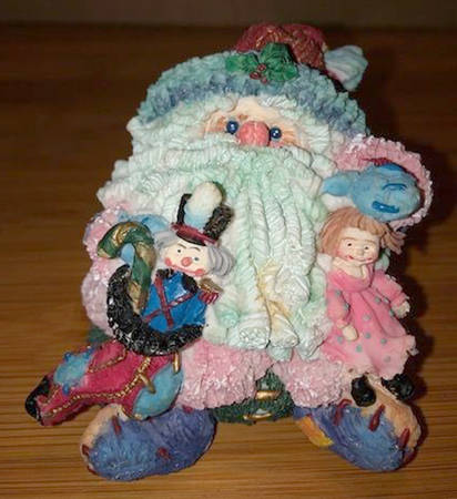 Crinkle Claus Limited Edition Crinckle Cousin With Dolls - Boxed