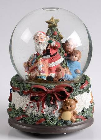 Holiday Musical Snowglobe 1996-Santa's Here - Boxed