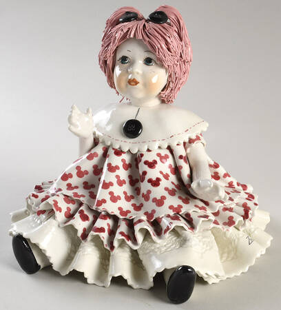 Lino Zampiva Figurines Girl Sitting Pink Hair  - No Box