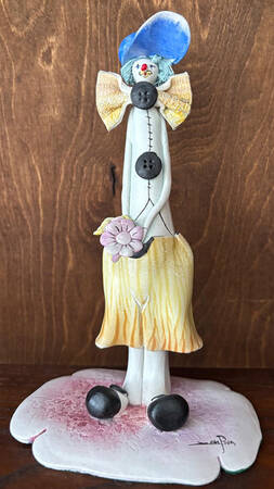 Lino Zampiva Figurines Lady Clown W/Yellow Bow&Skirt - Boxed