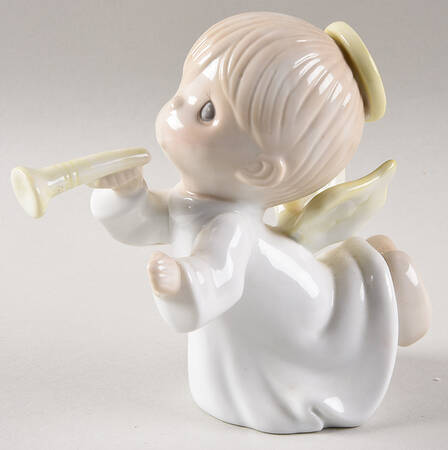 Precious Moments Giftware Angel Treetopper - Boxed