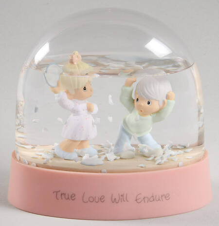Precious Moments Giftware True Love Will Endure-Snowglob - With Box