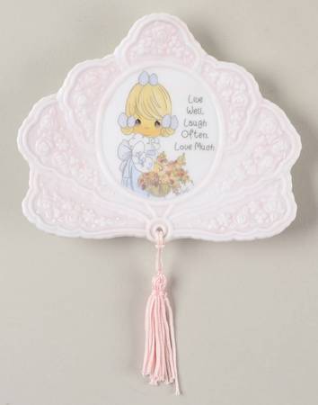 Precious Moments Giftware Grandma With Flowers-Plate - Boxed