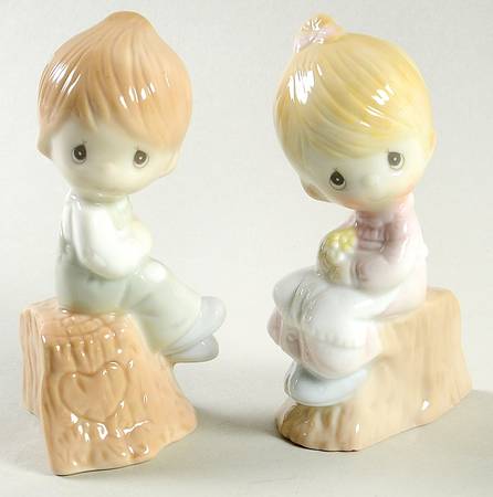 Precious Moments Salt & Pepper Sets Love One Another - With Box