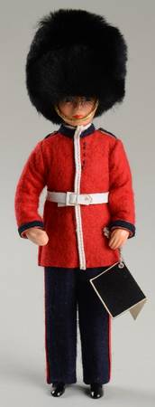 Costume Dolls Guardsman - Boxed