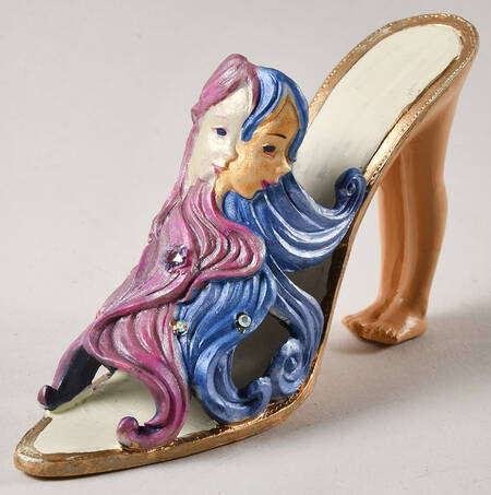 Nostalgia If the Shoe Fits-Zodiac Gemini - Boxed