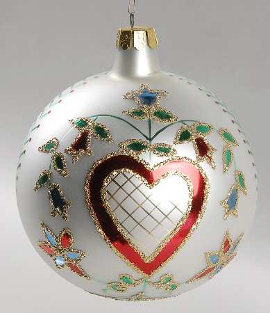 Balls Hearts & Flowers-White - No Box