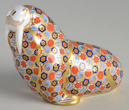 Imari Paperweight Collection Walrus-No Stopper - No Box97a