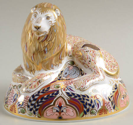 Imari Paperweight Collection Heraldic Lion - Boxed