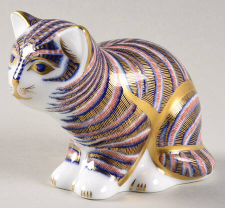 Imari Paperweight Collection Kitten (Sitting) - Boxed