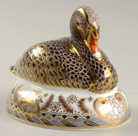 Sixtieth Anniversary Coronation Coronation-Platinum Black Swan - Boxed