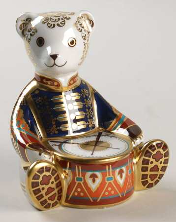 Imari Paperweight Collection Drummer Bear (Goviers) - Boxed