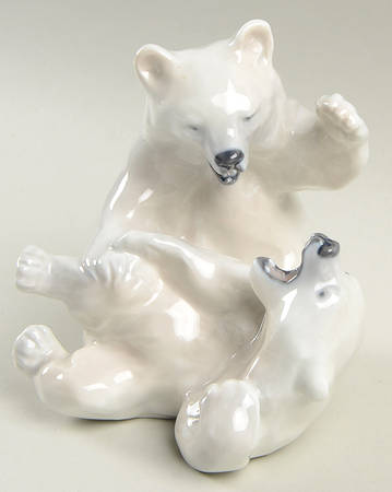 Animals-Wildlife Polar Bears Cubs Playing - No Box