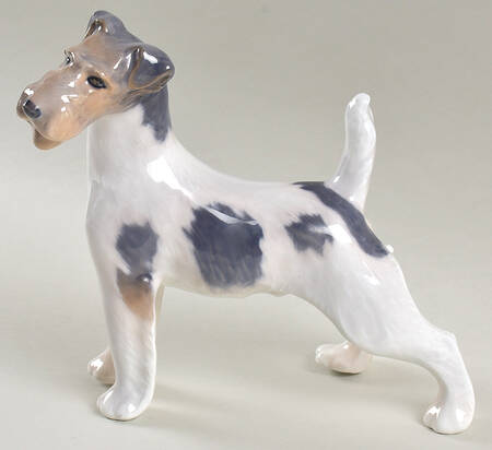 Dogs Wirehaired Terrier - No Box