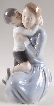 Couples Mother & Child - No Box