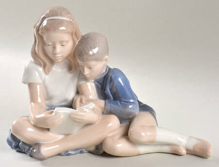 Children Children Reading - No Box