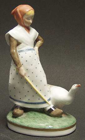 World Life Goose Girl-Overglaze - No Box