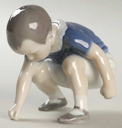 Children Dickie-Boy Crouching - No Box