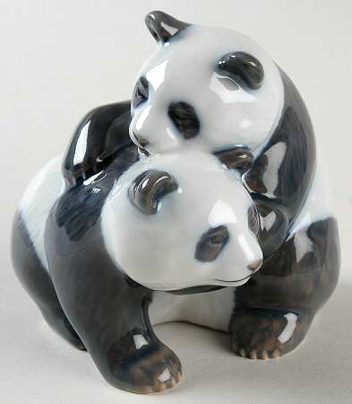 Animals-Wildlife Panda Playing - No Box