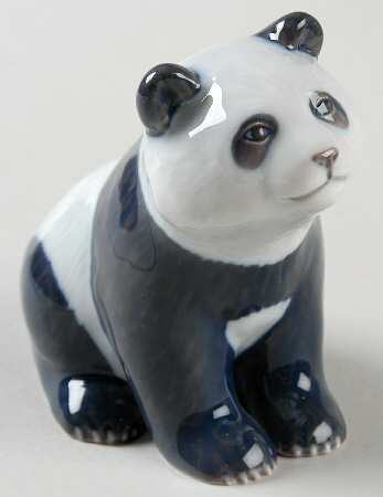 Animals-Wildlife Panda Sitting - No Box