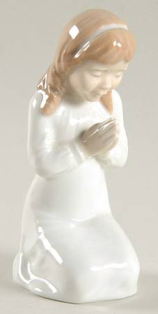 Children Girl Praying - No Box
