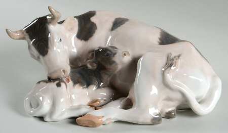 Animals-Farm and Domestic Cow With Calf - No Box