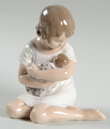 Children Girl With Doll - No Box