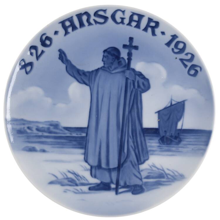 Single Release Commemorative Plates Monk With Cross On The Beach - No Box