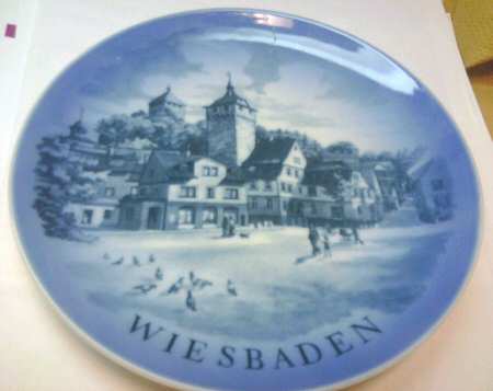 Single Release Commemorative Plates Sonnenberg Castle - No Box