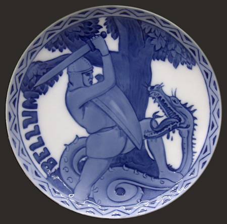 Single Release Commemorative Plates St George And The Dragon - No Box