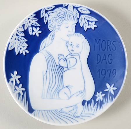 Mothers Day Plate A Loving Mother - No Box