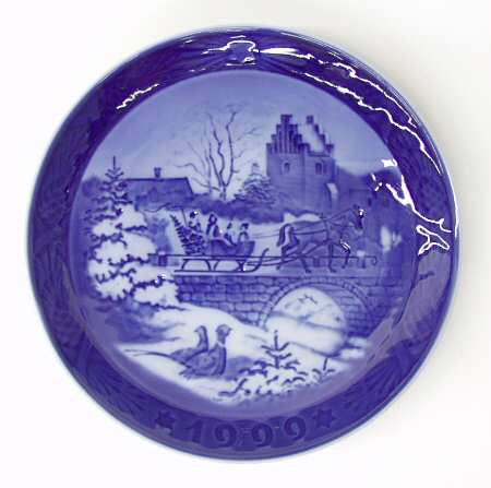 Annual Christmas Plate The Sleigh Ride - Boxed