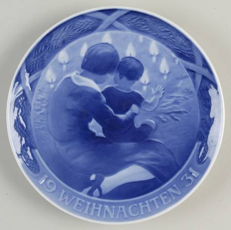 Annual Christmas Plate Mother And Child-German - No Box
