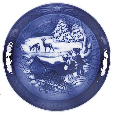 Annual Christmas Plate Winter In The Forest - Boxed