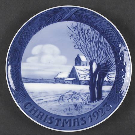 Annual Christmas Plate Danish Landscape-English - No Box