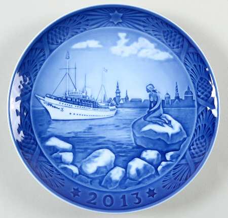 Annual Christmas Plate Little Mermaid - Boxed