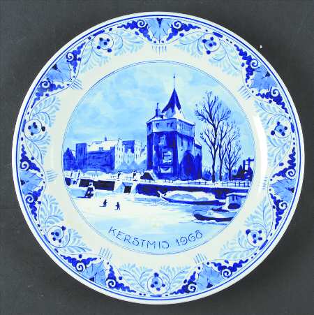 Royal Delft Christmas Plates Tower In Amsterdam - No Box