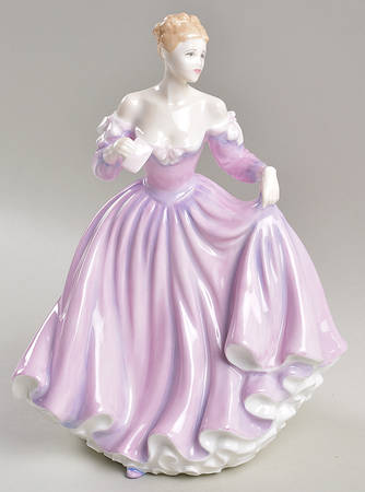 Royal Doulton Figurine Message Of Love - With Box Bx1718