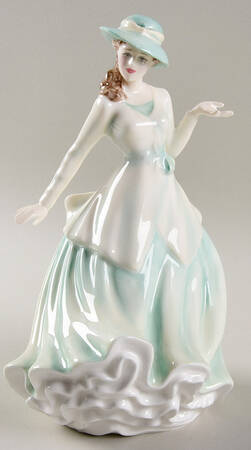 Royal Doulton Figurine Lorraine - Nb986, No Box