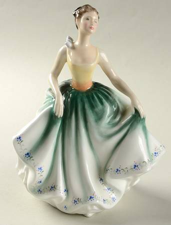 Royal Doulton Figurine Cynthia - Nb927, No Box