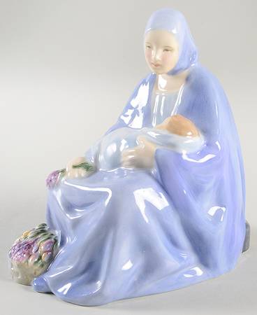 Royal Doulton Figurine Madonna Of The Square - No Box Nb1836