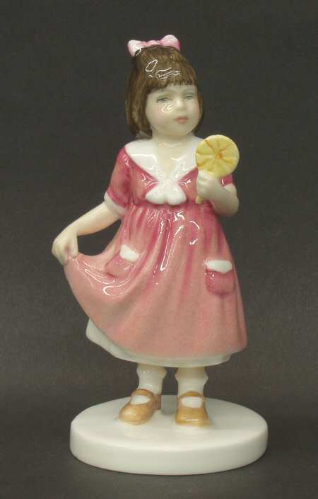 Royal Doulton Figurine Special Treat - No Box Nb878