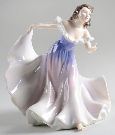 Royal Doulton Figurine A Gypsy Dance - No Box Nb1886
