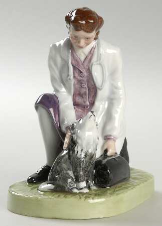 Royal Doulton Figurine Town Veterinary - No Box Nb1552