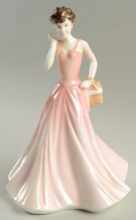Royal Doulton Figurine Georgina - With Box Bx875