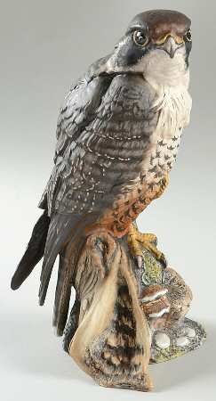 Royal Doulton Figurine Peregrine Falcon - With Box Bx695